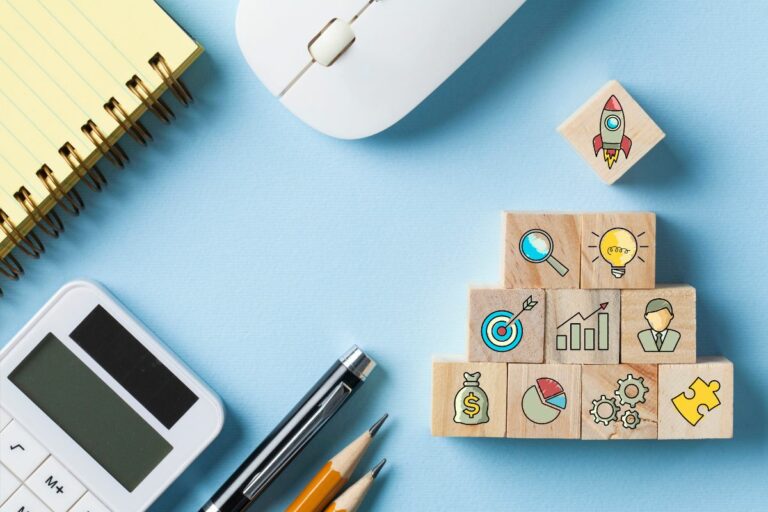How Do I Start A Startup With No Money? (Everything You Need To Know)
