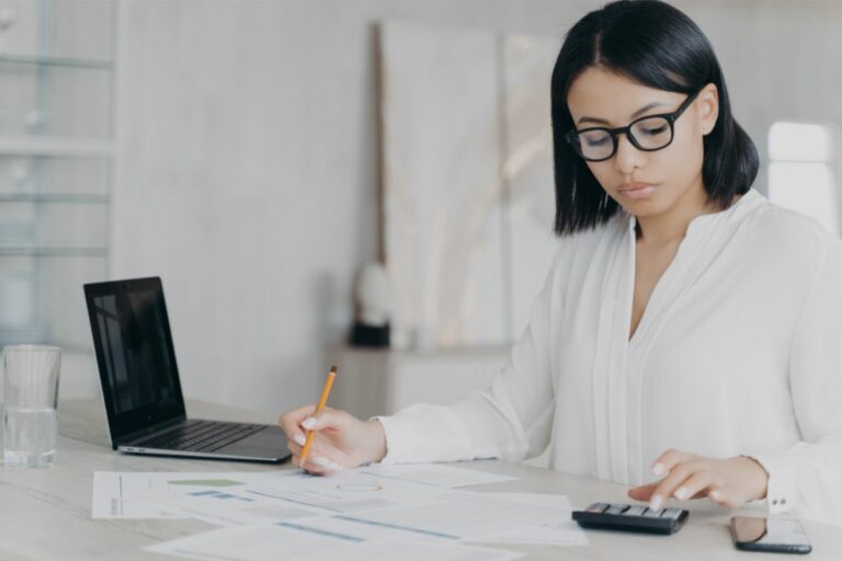 How To Calculate Gross Profit Margins For E-Commerce [Business 101]