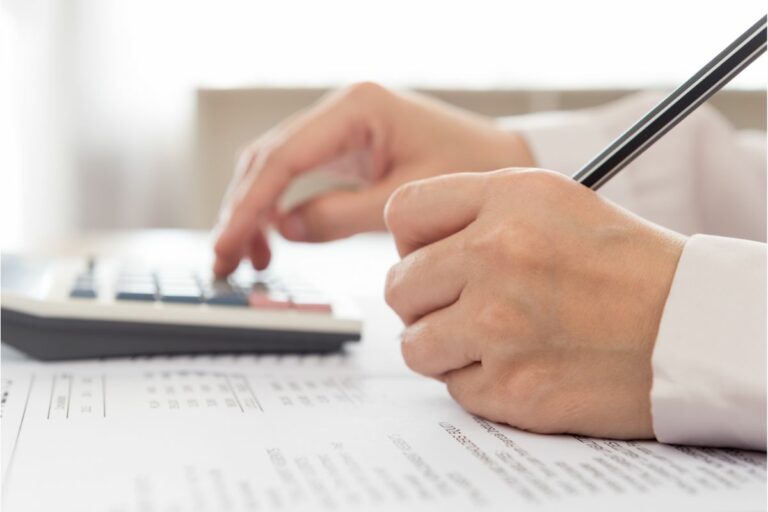 How To Do Bookkeeping And Accounting For Small Businesses